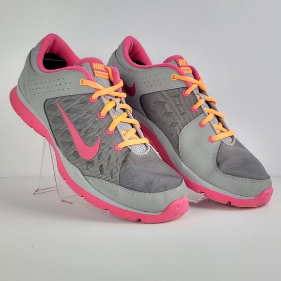 Nike Shoes - NIKE flex training 3 shoes Sz 9.5